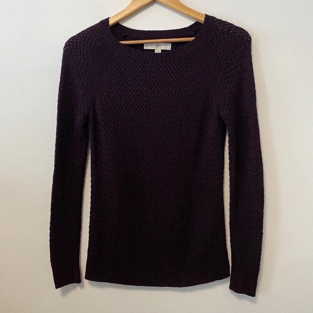 Loft Soft Cozy Crew Neck Wool Angora Blend Light Weight Sweater